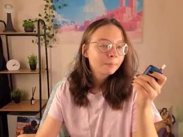 Noora_moore from Chaturbate