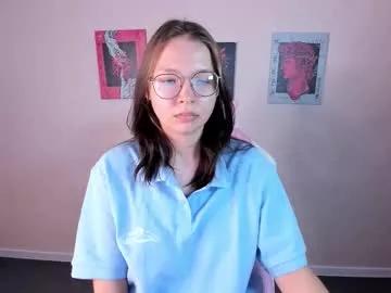 Noora_moore from Chaturbate