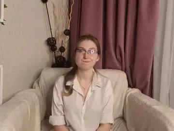 Oliviavele from Chaturbate