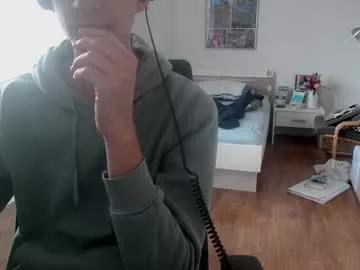 Overkneebabe from Chaturbate