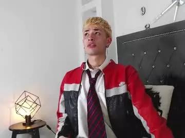 ozorio_dany from Chaturbate