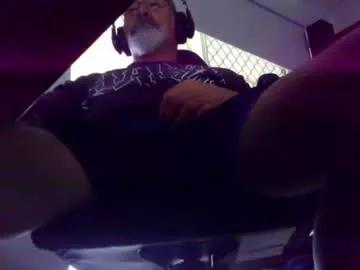 ozzyrickster from Chaturbate