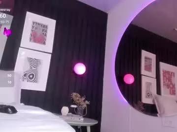 paiigepeach from Chaturbate