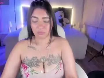 Discover paola_dash from Chaturbate