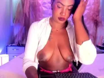 Paulina_ruiz_ from Chaturbate