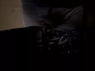 Peachesandsteve69 from Chaturbate
