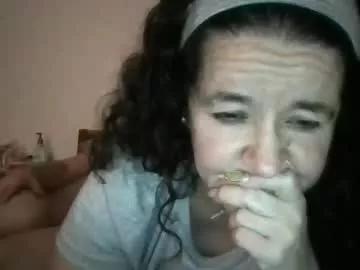Pebblezmeowkitty733247 from Chaturbate