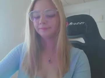 petalkiss from Chaturbate is Freechat