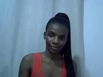 pettitelavine from Chaturbate
