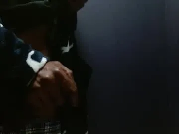 phbbcsham on Chaturbate 