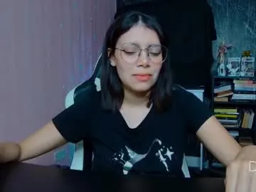 piixiie_d_oll on Chaturbate 