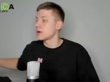 pimple_gang from Chaturbate