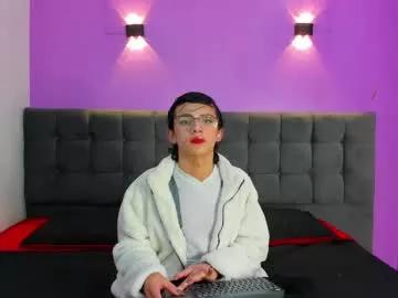 polosex190 from Chaturbate