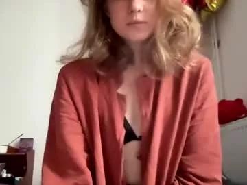 poppysweety422 from Chaturbate