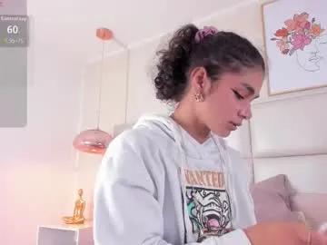 Puffy_hearth from Chaturbate