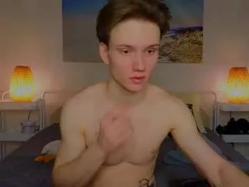 pupsenish from Chaturbate