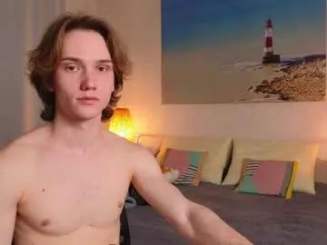 pupsenish from Chaturbate