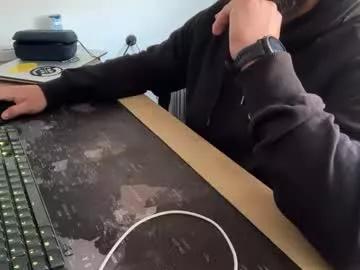 pussylickersucks77 from Chaturbate