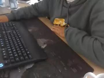 pussylickersucks77 from Chaturbate