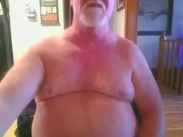 pussylover1365 from Chaturbate