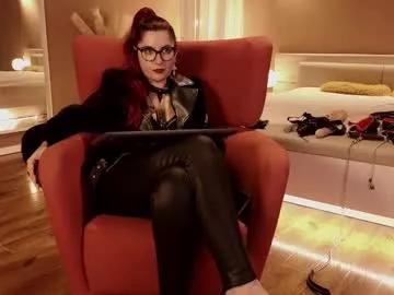 queen_manifest from Chaturbate