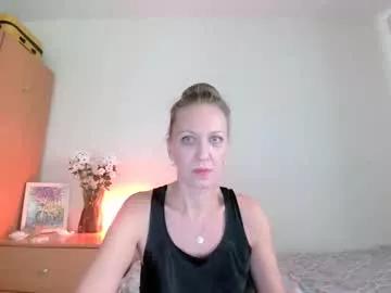 queen_vv from Chaturbate
