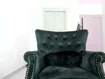 queenb2626 from Chaturbate