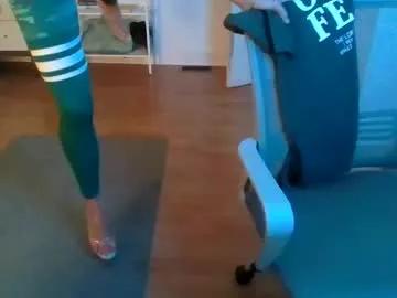 queenbee6269 from Chaturbate