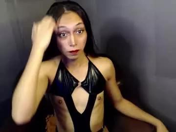 Queenfoxylady from Chaturbate