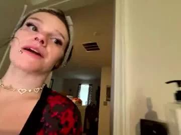 queenjmmannen18 from Chaturbate