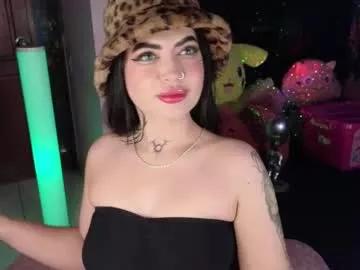 queenlamia from Chaturbate
