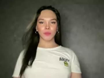 queenn_xxx from Chaturbate