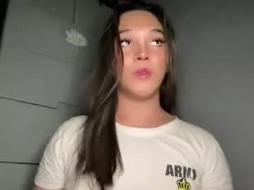 queenn_xxx from Chaturbate