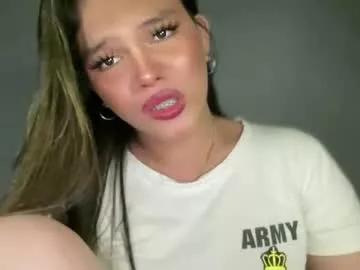 queenn_xxx from Chaturbate