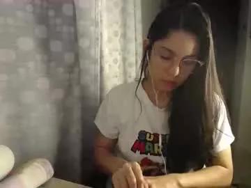 queenvictoria2023 from Chaturbate