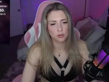queenx_lexy from Chaturbate