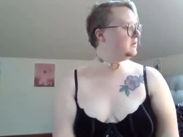 queerlyjaz on Chaturbate 