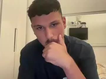 raayyyannn from Chaturbate