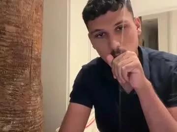 raayyyannn from Chaturbate