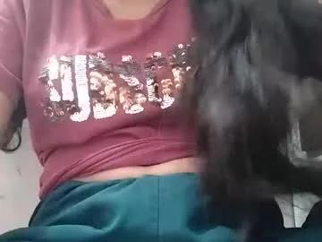 Rava_sexy from Chaturbate