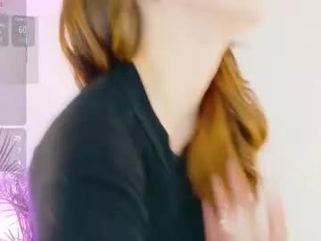rebeccawhite_meow from Chaturbate