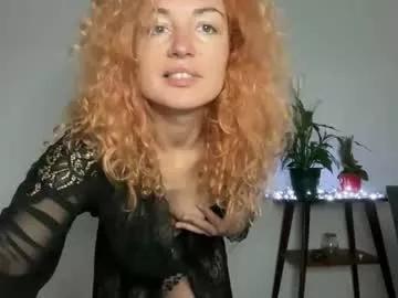 reddgirll from Chaturbate