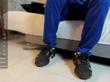 rey_masterhot from Chaturbate is Freechat