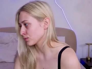 riley_show from Chaturbate is Freechat
