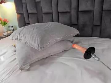 ririibrunette__ from Chaturbate is Freechat