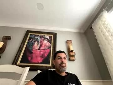 Roblatino12 from Chaturbate
