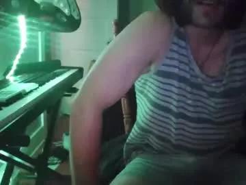 ronniejohnston13 from Chaturbate