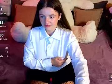 roraline_lov from Chaturbate