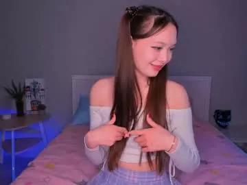 Discover rossana_moon from Chaturbate