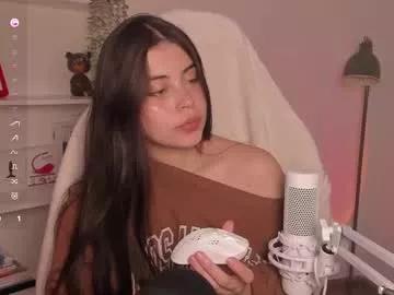 rossieconnor from Chaturbate
